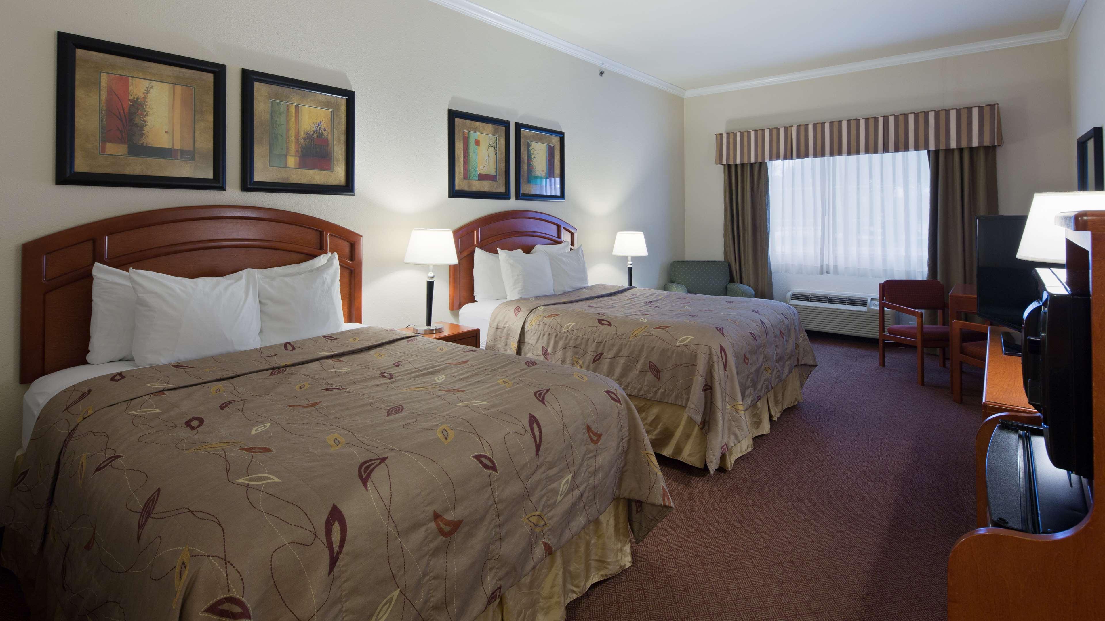 Best Western Inn & Suites Cleveland Zewnętrze zdjęcie