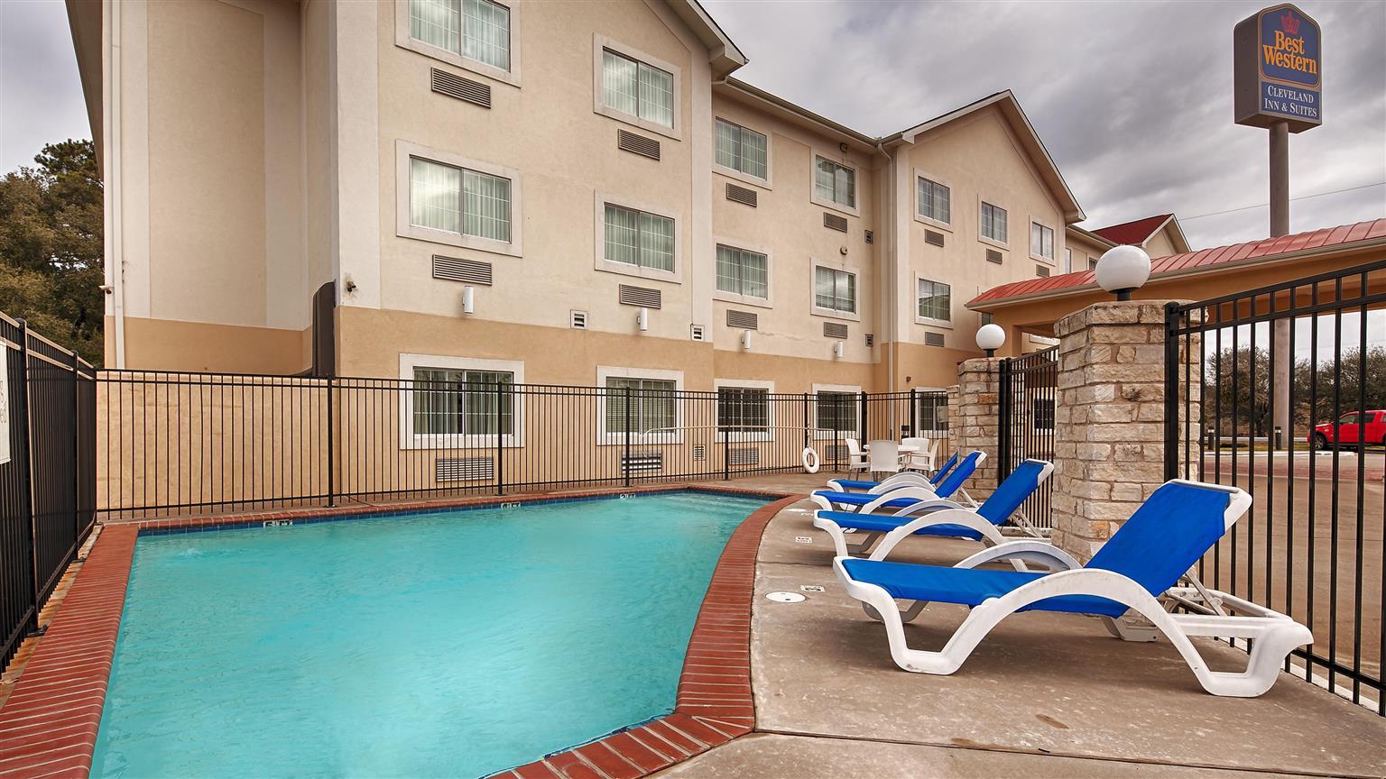 Best Western Inn & Suites Cleveland Zewnętrze zdjęcie