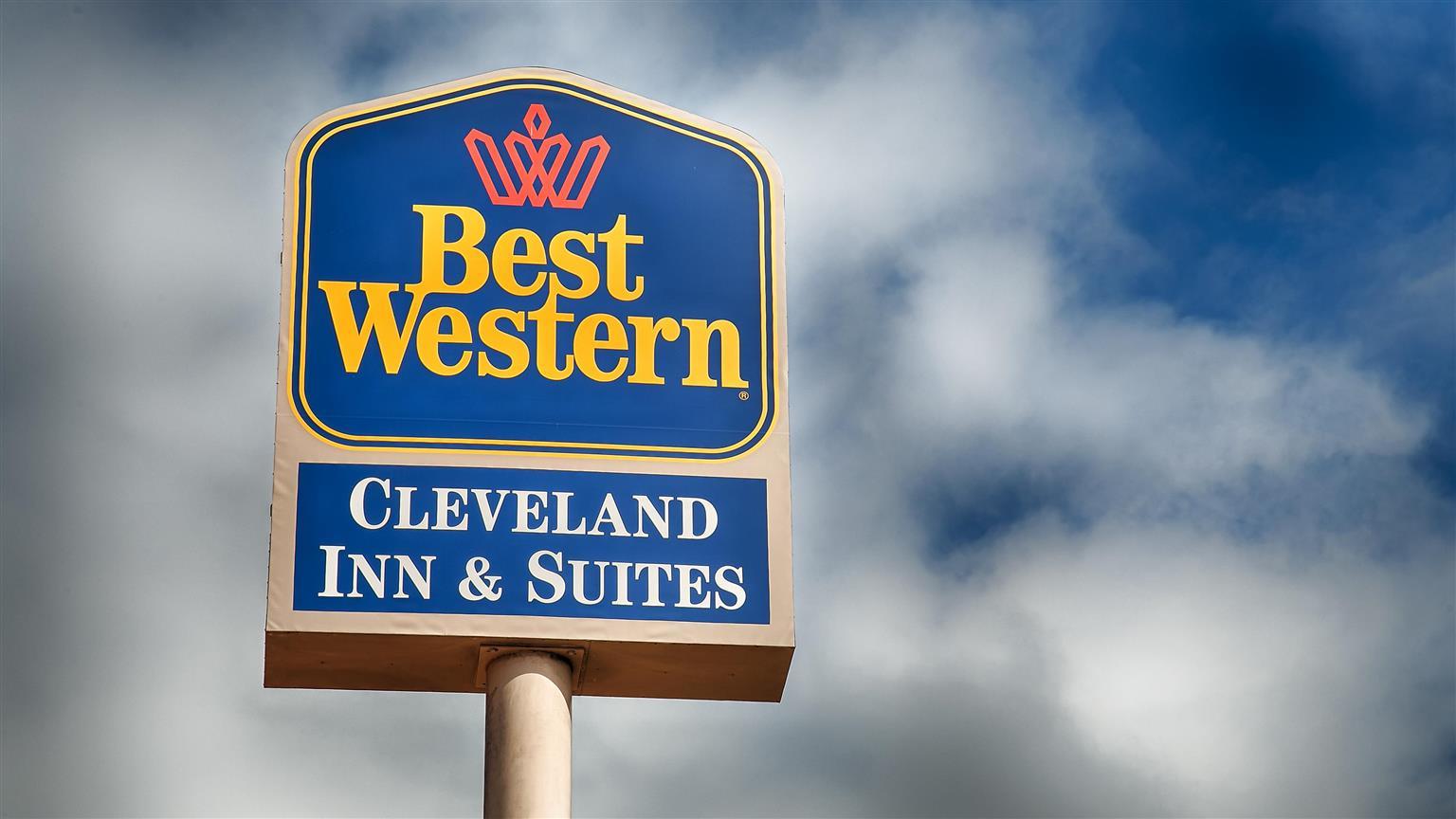 Best Western Inn & Suites Cleveland Zewnętrze zdjęcie