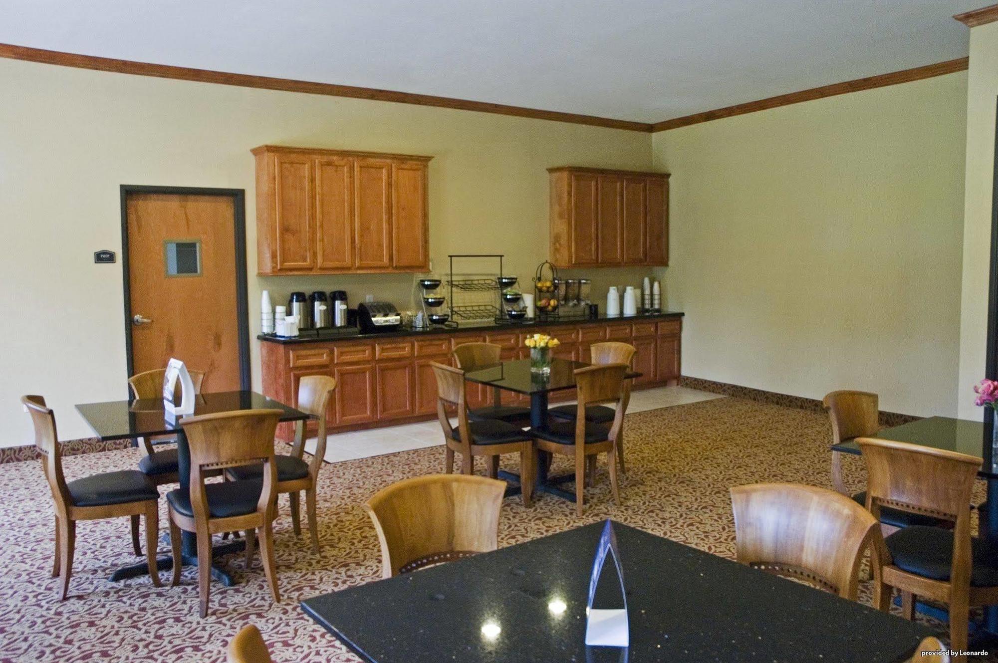 Best Western Inn & Suites Cleveland Zewnętrze zdjęcie
